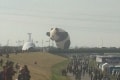 パンダが佐賀の街を破壊!?バルーンフェスタで飛んだパンダがまるで怪獣映画みたい