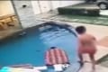 2歳の男の子がプールに転落!救出したのは自閉症を抱える7歳の従兄だった!