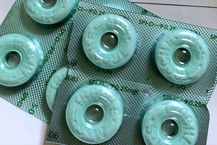 溶けた後が肝心かも!?現役薬剤師から聞いた「トローチの正しい舐め方」が話題に