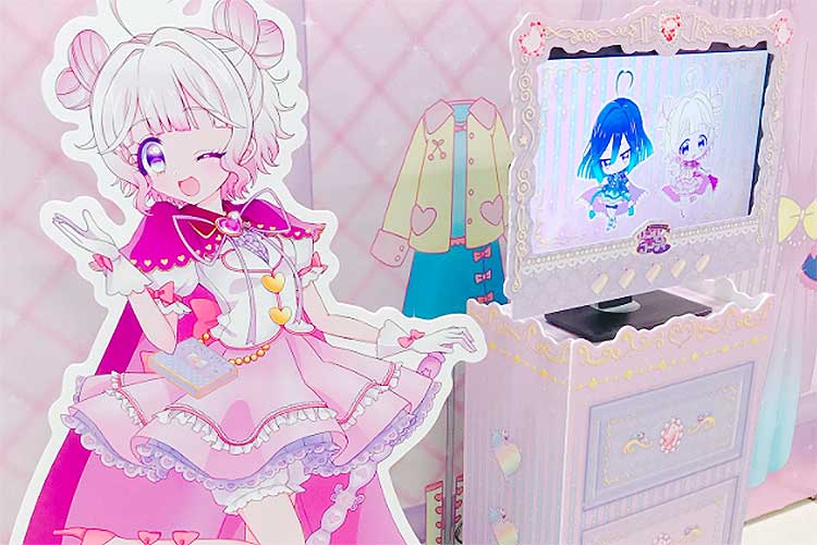 芸大生が卒業制作で作ったドーリィコーディが企業ブース並のクオリティと話題!