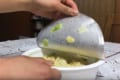 猫バンバンならぬ「キャベバンバン」…フタ裏についたまま捨てられるキャベツを救うプロジェクト!