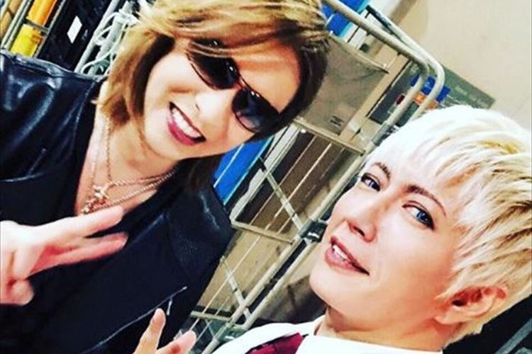 「なんでここにいんの？」YOSHIKIとGACKTがばったり遭遇…「最高の二人！」とファン歓喜