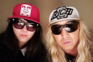 DJ KOOがそっくりな娘と父の日に食事、感謝を綴る「親孝KOOな娘です！」