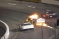 【父の愛】クラッシュして炎に包まれる車…最初に救助に向かったのはナント!ドライバーの父親だった
