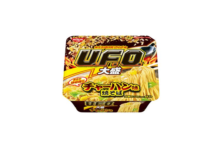 困惑…(笑) 日清焼きそばU.F.Oの新商品は『チャーハン味』