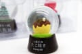 この発想はなかった!雪ではなく青のりが舞う…大阪限定スノードームが斬新!