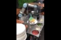 シンガポールのホテルでは、オムレツを自動で作っていた…返す時の“ぺちゃ”感がなかなか