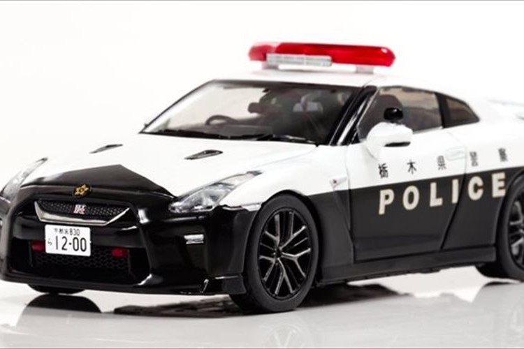 栃木県警察の高速隊に配備されて話題になった日産 GT-Rのパトカーが 1/43スケールで登場!