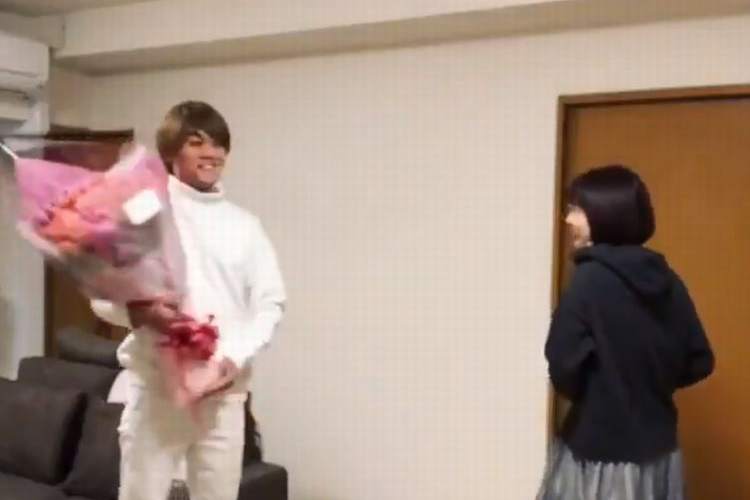 【まさかの結末】結婚記念日におばたのお兄さんが山崎アナを笑かそうとしたところ…