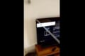 新しく買ったテレビ。気持ちよくテープを剥がしていると、悲しい結末が…