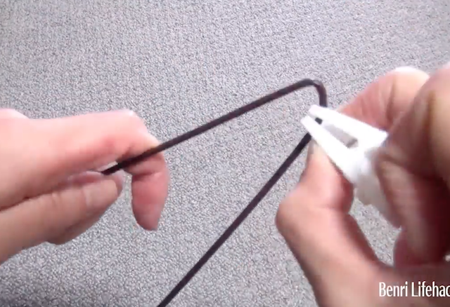 ハンガーの可能性は無限大 思わず目から鱗が落ちる 針金ハンガー の活用方法 10選 Fundo