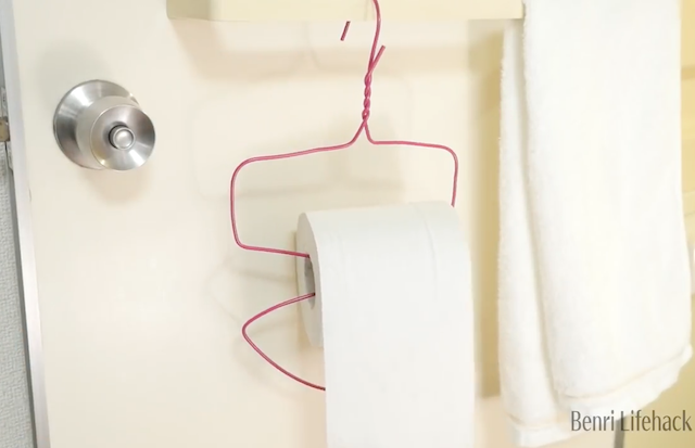 ハンガーの可能性は無限大 思わず目から鱗が落ちる 針金ハンガー の活用方法 10選 Fundo