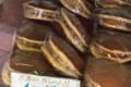 『大辛口カレー入りどら焼き』だと!?さらに二度見して、思わずその場で吹いてしまった商品名とは?