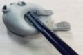 商品化してほしい...！お母さんが作った”不遇なフグ”の箸置きがめっちゃ可愛い
