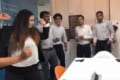 インド系企業では毎朝ダンスタイムがある!?陽気な音楽に合わせてみんなノリノリ♪