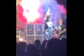 やばい、髪の毛が燃えてない!?ライブの演出で火がついたのはオーディエンスの心だけじゃなかった!