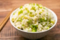 なぜ今までやらなかったんだ…！ホクホクで箸が止まらなくなる「アスパラガスの混ぜご飯」が話題に