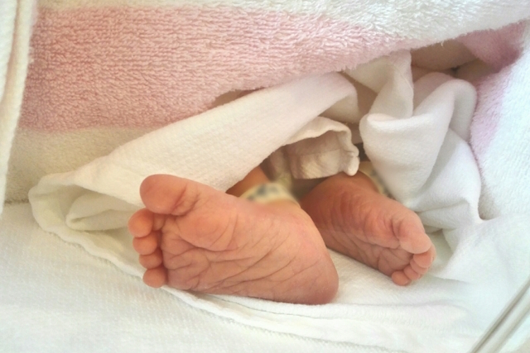 「生む」と「産む」の意味の違いってあるの?今まで何気なく使ってたけど…