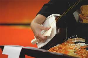 「三味線」と「三線」の違いは何？似てると思ったら、どちらも起源は同じ中国の楽器「三弦」だった！！