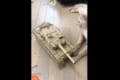 中学生の弟が“ダンボールとモーターだけで作った戦車”のクオリティが凄まじい！