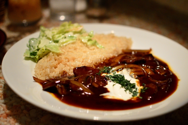 ビーフストロガノフの ストロガノフ とは 実はビーフも牛肉の意味じゃなかった Fundo