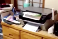【衝撃映像】さっきまであったのに・・コピー完了前に紙を取らないと何処かへ消えてしまう「魔のプリンター」