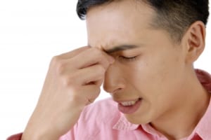 「目頭」がある部分はどこ？感涙をこぼしそうになることを「目頭が熱くなる」と言うけれど・・、涙腺のある場所ではなかった！！