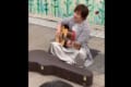 狸小路商店街を歩いていたら・・シンガーソングライターのyuiが路上ライブをしていた!