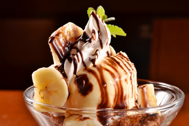 チョコバナナパフェ