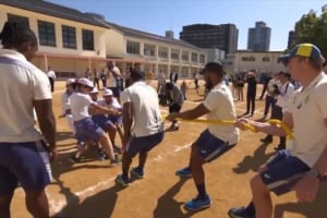 「みんなが笑顔で本当に楽しそう」ラグビー南アフリカ代表選手らが日本の子供たちと交流！