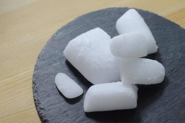 ドライアイスの煙は二酸化炭素ではない！？意外なドライアイスの煙の正体とは？