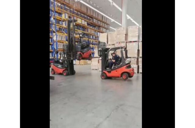 forklift6