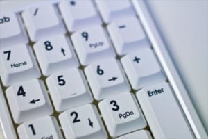 地球の直径や円周は暗記しなくても簡単な計算で出せるって知ってた？