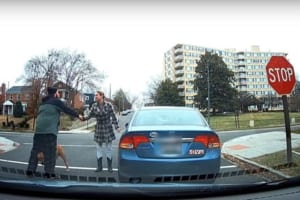 ワンコと奇跡の再会！見知らぬ3人の男女が織りなす幸せなショートストーリーにほっこり