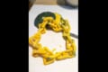 どうやって作ったんだ!?本物のチェーンのように精巧にカットされたカボチャが話題
