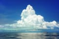 空や海はなぜ青いの?その理由はあるものの放つ光が大きな影響を与えていました!!