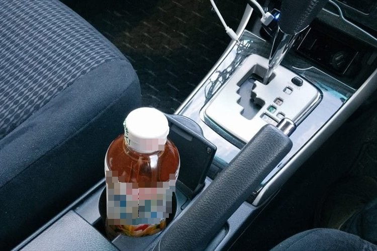 ふと、ペットボトルを見てみると･･･車の中でヒヤリとした出来事が話題に