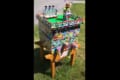 ミツバチを助けるためレゴブロックで蜂の巣を製作!約3万匹の蜂が利用中らしい