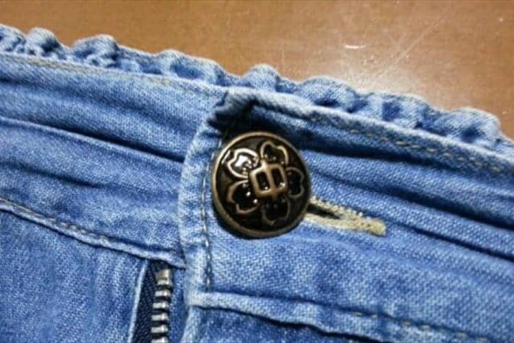 中学時代に勇気を出して貰った学ランのボタンが･･･時を経てまさかの母の腹に(笑)