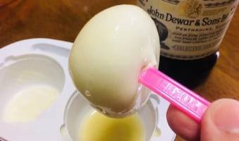 これは破壊的うまさだ!雪見だいふくにウイスキーをかけるとめちゃめちゃ美味しいらしい