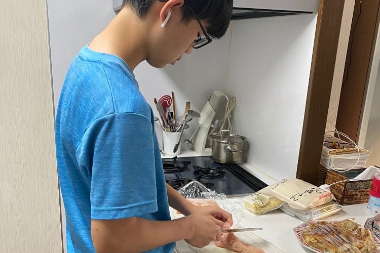 【Twitterで話題】高1の息子が「予算1,000円余りはお小遣い」が条件の晩ご飯チャレンジを続けた結果･･･