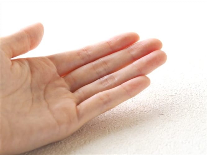 小指の長さと形で分かる性格診断が意外と当たる！