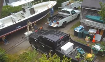 カメラは見た！面倒くさがりなおじさんのカッコ悪くて恥ずかしい瞬間にププッ(笑)