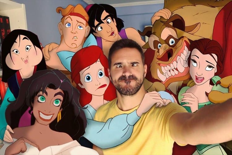 ディズニーの世界に入り込んだ男性(笑) ファンタジーと現実を融合した世界観が面白い！