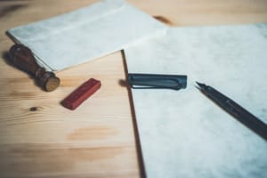 「コラム」とはどんな意味？「コラムニスト」と「エッセイスト」は何が違うの？