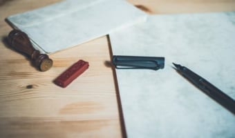 「コラム」とはどんな意味?「コラムニスト」と「エッセイスト」は何が違うの?