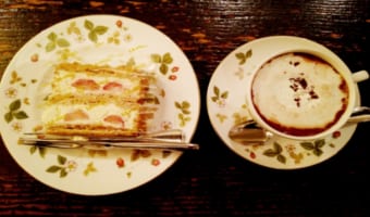 サクサク生地の「ミルフィーユ」とは？！その歴史や名前の意味は？食べにくいけどどう食べるのが正解？