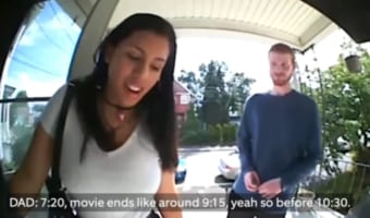 こんな使い方があったとは(笑) 娘の最初のデート相手をパパがセキュリティカメラ越しに面接！