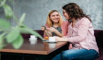 「相槌を打つ」が広まったのは、ある名刀にまつわる伝説から?!