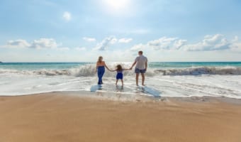 「子はかすがい」というけれど、かすがいってそもそも何?その意味や類義語は??